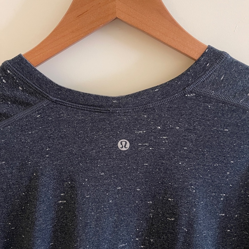 Mens XL Lululemon T-Shirt